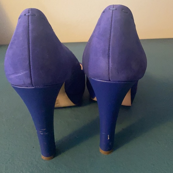 LeChateau - Picture 3 of 5